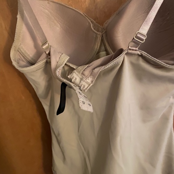 Shapewear camisole underwire cups size M - Picture 5 of 8